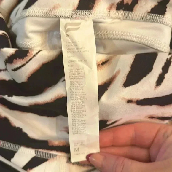 PURELUX BY FABLETICS LEGGINGS - Picture 3 of 5